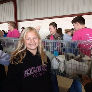 Meet your Posher, Eva